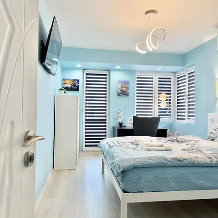 Seasky Smarthome Penthouse For 6 Guests With Private Parking 5 Minutes аway From And Centre * ブルガス