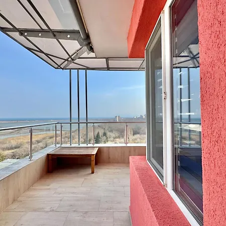 Seasky Smarthome Penthouse For 6 Guests With Private Parking 5 Minutes аway From And Centre بورغاس