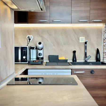 شقة Seasky Smarthome Penthouse For 6 Guests With Private Parking 5 Minutes аway From And Centre *
