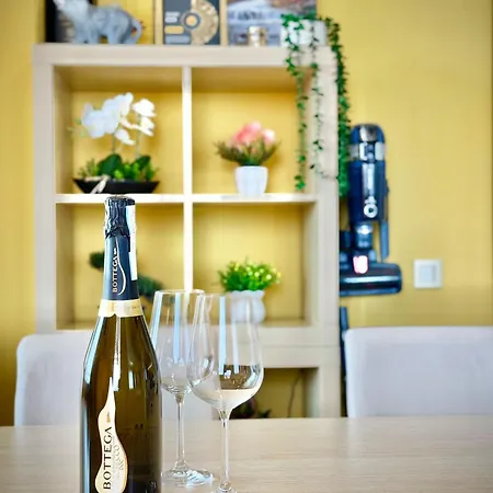 شقة Seasky Smarthome Penthouse For 6 Guests With Private Parking 5 Minutes аway From And Centre *
