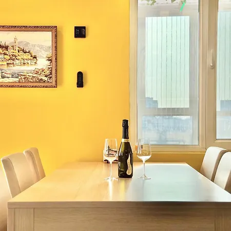 Seasky Smarthome Penthouse For 6 Guests With Private Parking 5 Minutes аway From And Centre *