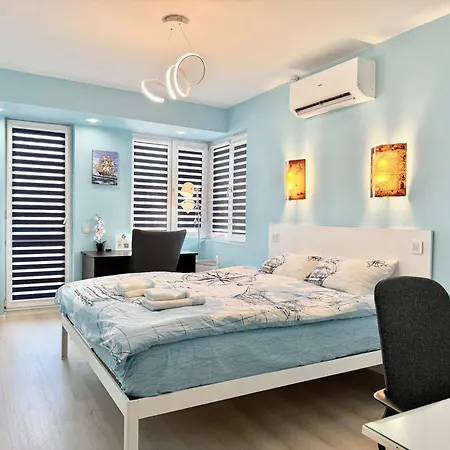 Apartment Seasky Smarthome Penthouse For 6 Guests With Private Parking 5 Minutes аway From And Centre *