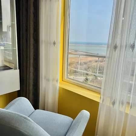 Apartment Seasky Smarthome Penthouse For 6 Guests With Private Parking 5 Minutes аway From And Centre