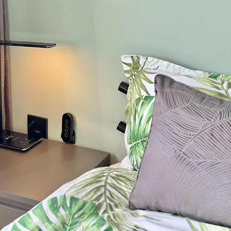 Seasky Smarthome Penthouse For 6 Guests With Private Parking 5 Minutes аway From And Centre Apartment *