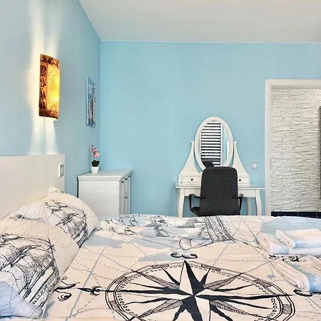 Seasky Smarthome Penthouse For 6 Guests With Private Parking 5 Minutes аway From And Centre *