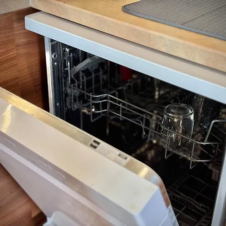 Seasky Smarthome Penthouse For 6 Guests With Private Parking 5 Minutes аway From And Centre *